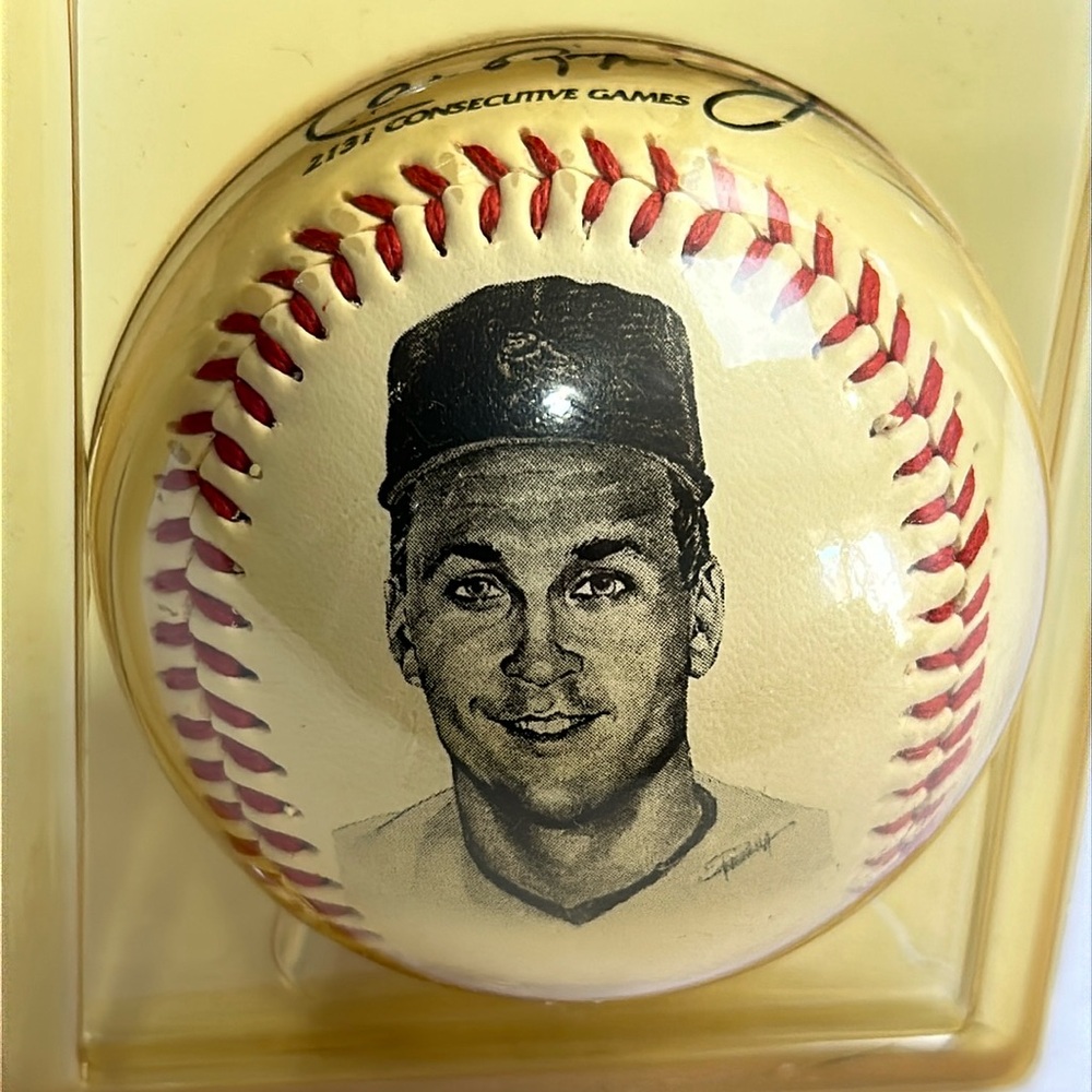 Ironman Cal Ripken Jr. Signed Baseball